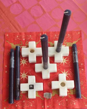 HK Living Marmeren kandelaar - 4 st, met 4 lange kaars inbegrepen = €16