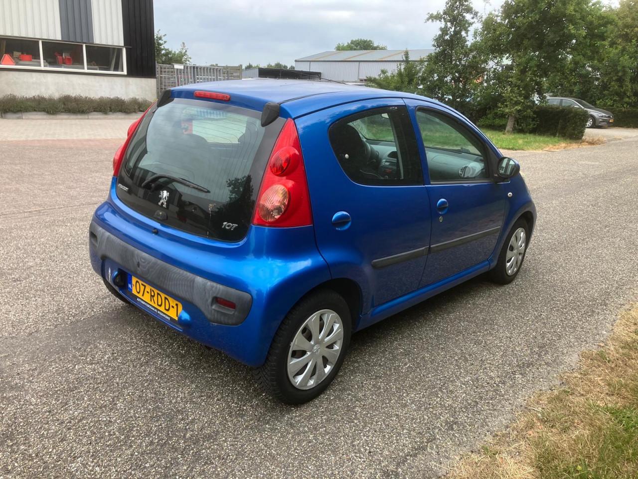Peugeot 107 1.0