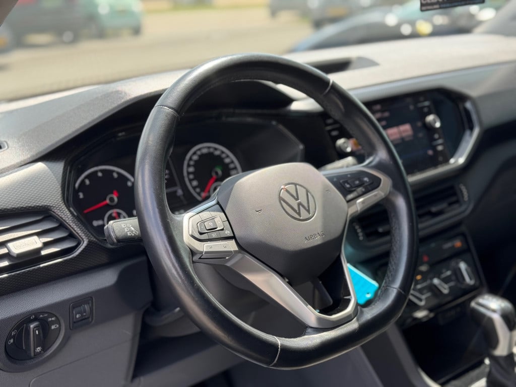 Volkswagen T-cross 1.0 tsi life * carplay * adaptieve cruise control * pdc 