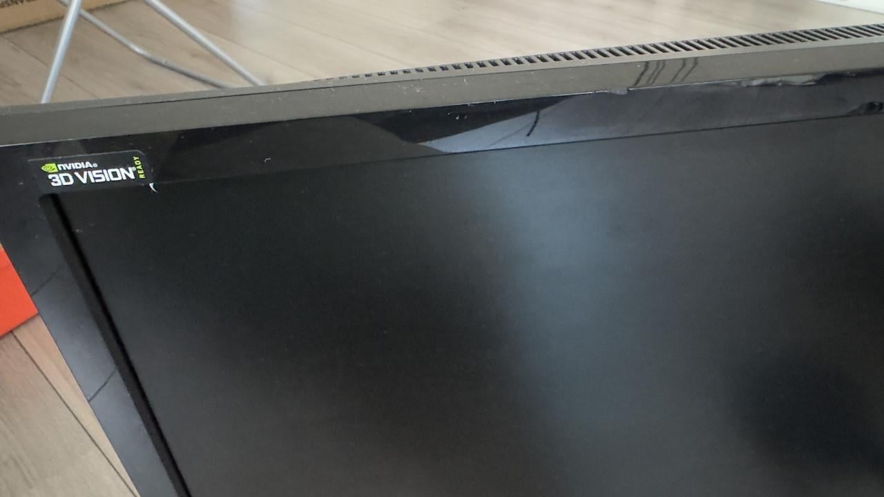 2× ASUS VG248QE – 24” 144Hz Gaming Monitor – Goede staat