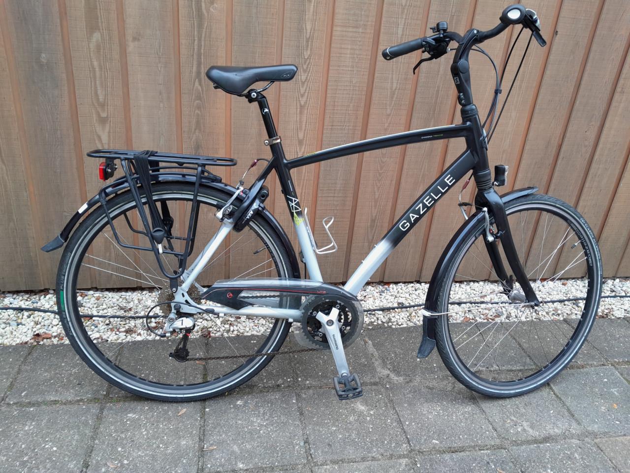 Twee hele mooie herenfietsen Gazelle & Batavus