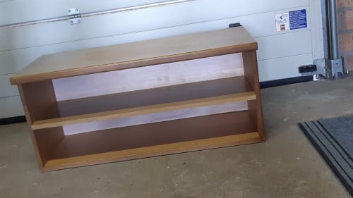 Lage houten tv meubel