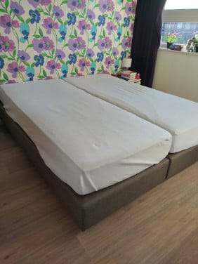 Prachtige ergosleep boxspring bodems+ matrassen