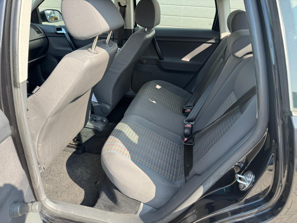 Volkswagen Polo 1.4-16v optive