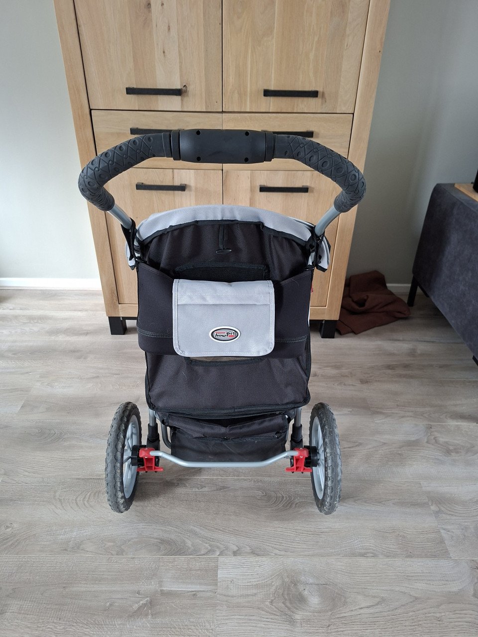 Hondenbuggy InnoPet Comfort EFA ECO inclusief. Regenhoes