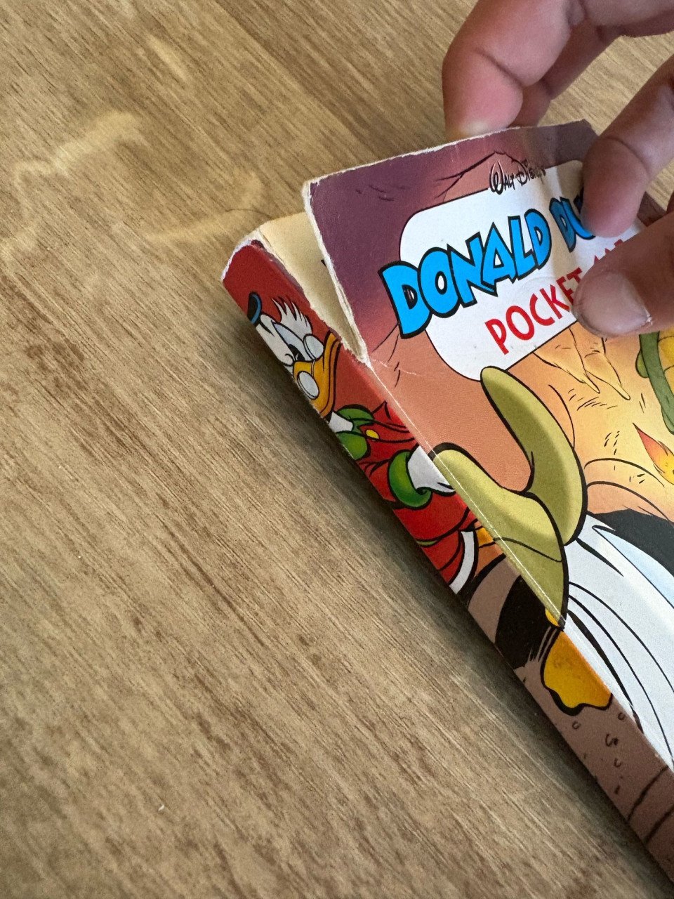 Donald duck pockets