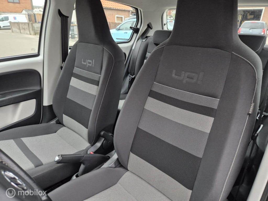 Volkswagen UP! 1.0 cheer up! bluemotion / 5- deurs / nieuwe koppeling / sto