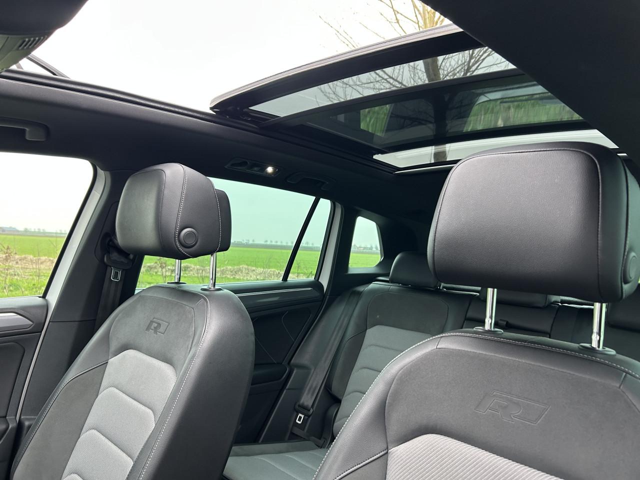 Volkswagen Tiguan 1.4 TSI ACT R-LINE|APK|STOELV|TREKH|PANO