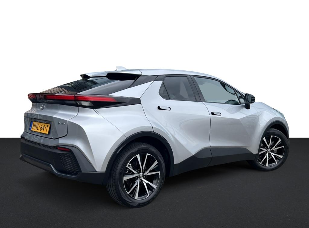 Toyota C-hr 1.8 hybrid 140 dyn