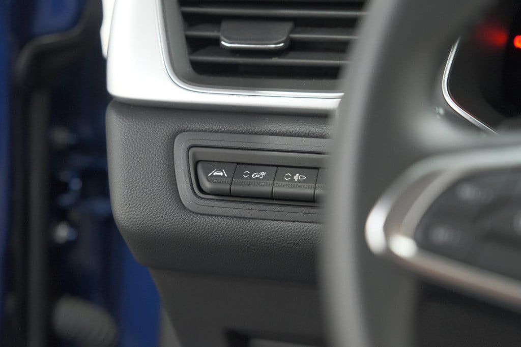 Renault Captur mild hybrid 140 edc techno | camera | 9.3 inch scherm | appl
