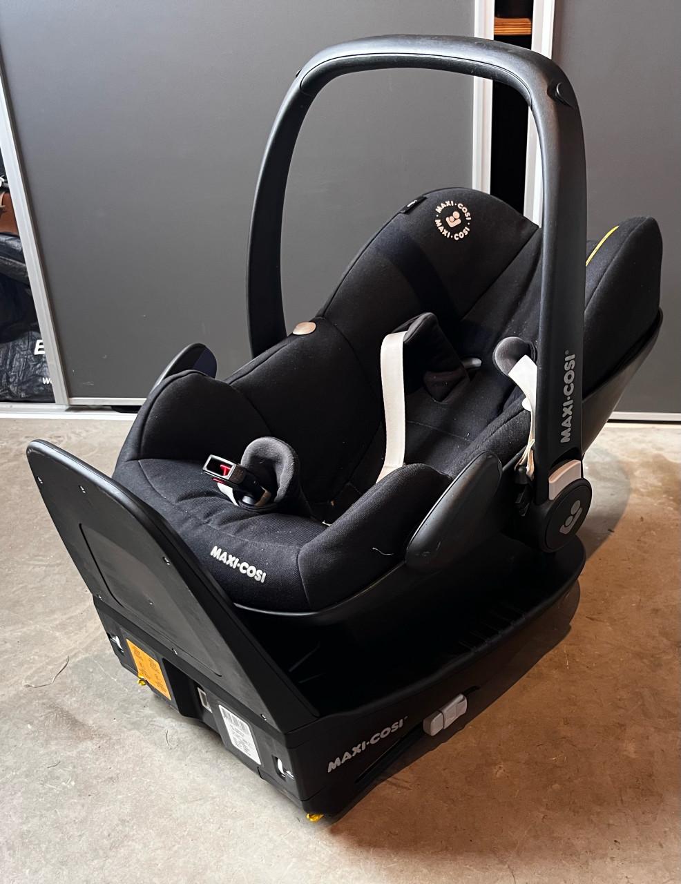 Maxicosi met isofix base