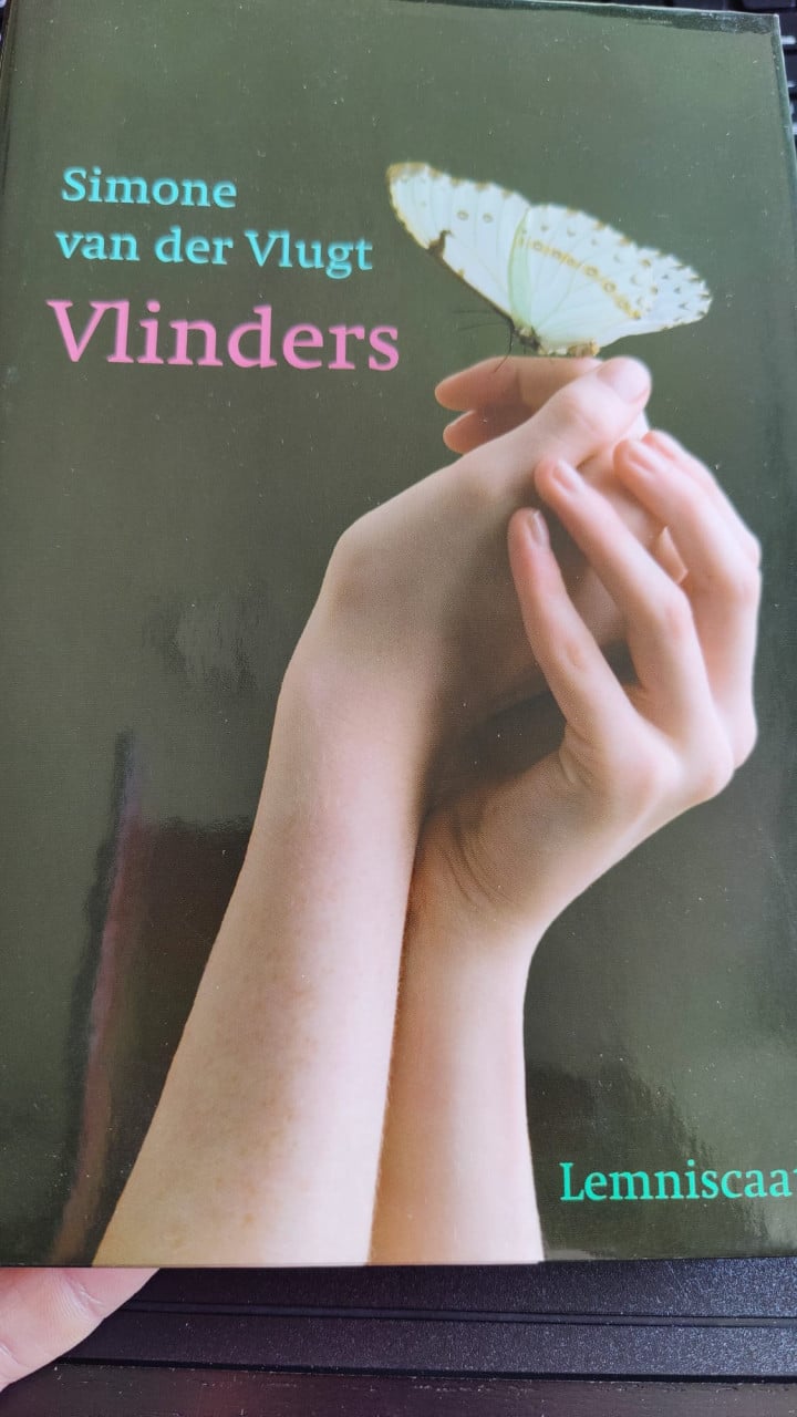 Boeken bundel jeugd met Carry Slee en Simone van der Vlugt