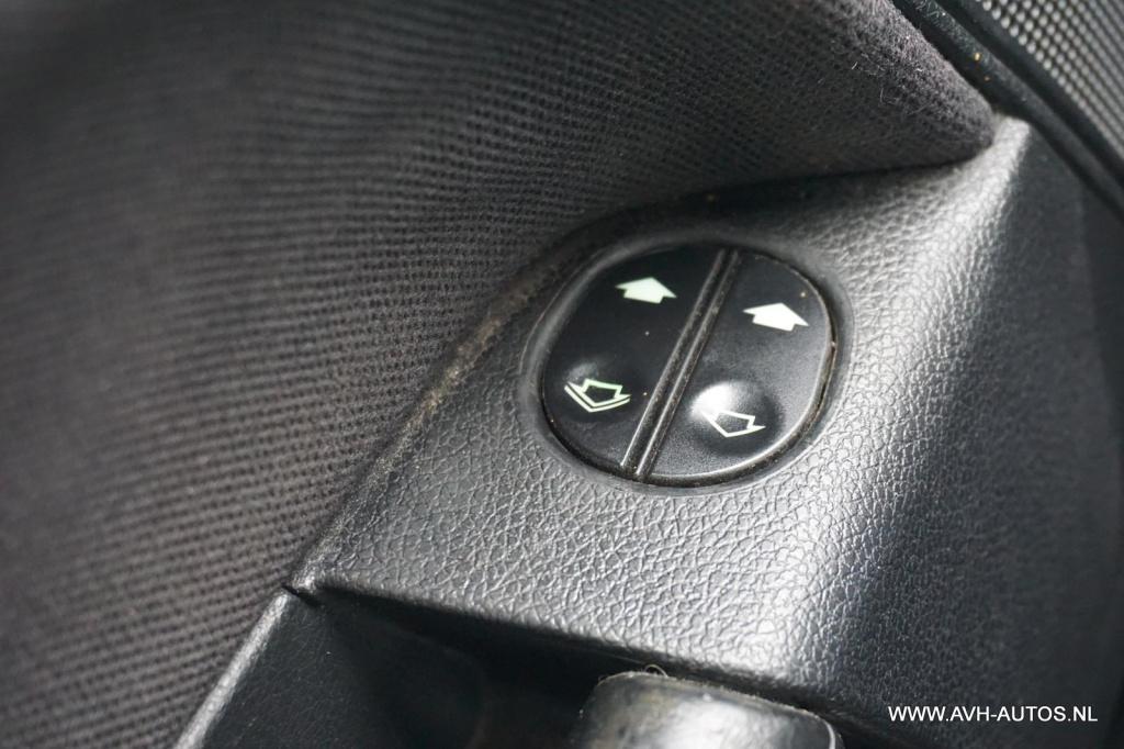 Ford Fusion 1.4-16v cool & sound