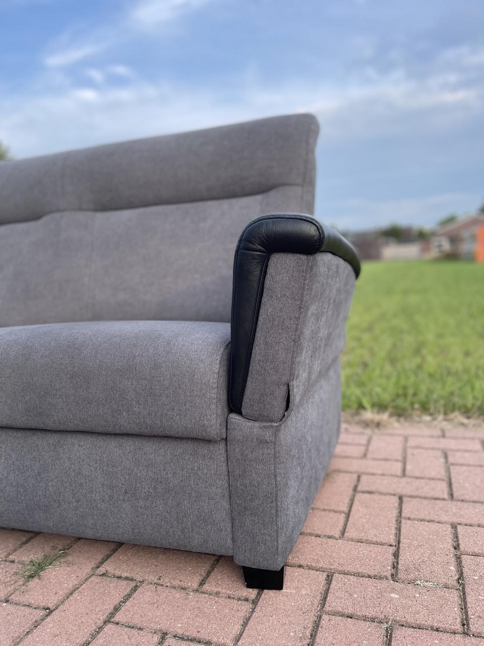 GRATIS LEVERING HEEL NL Antraciet Stoffen Bankstel 3+2,5Zits