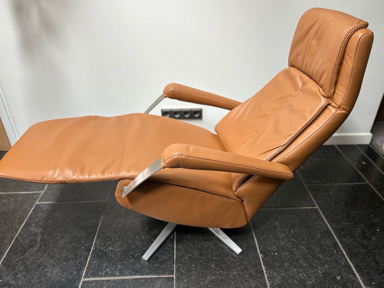 Luxe relax fauteuil, elektrisch bedienbaar met accu