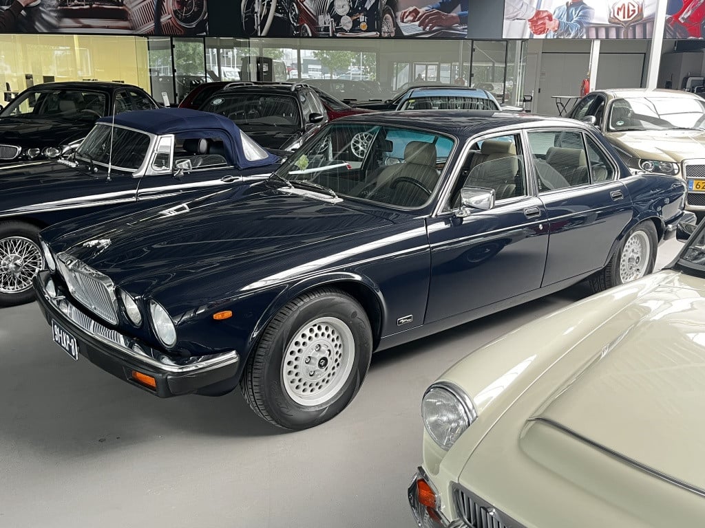 Jaguar Xj 5.3 v12 he sovereign