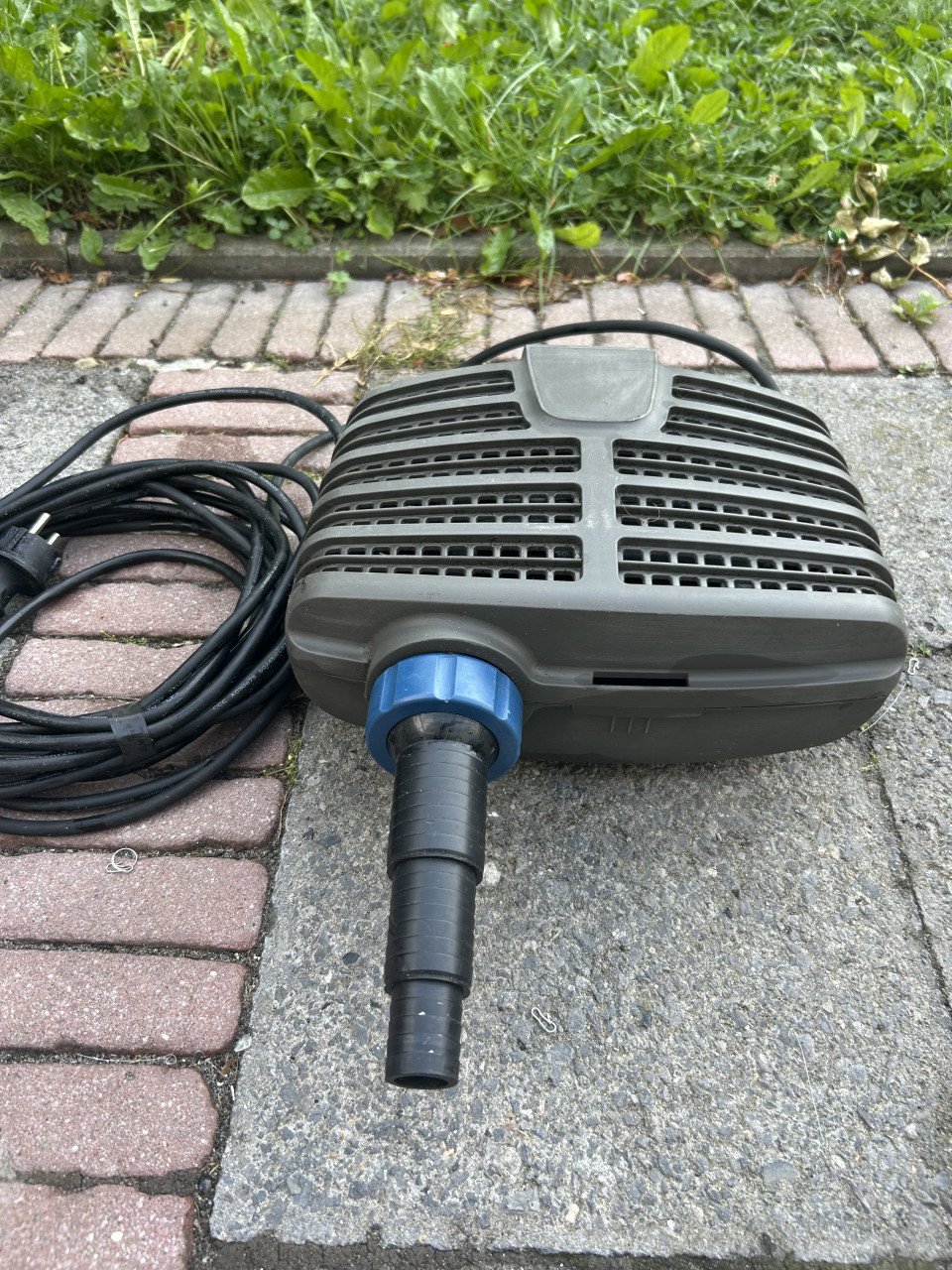 Te koop oase aquamax eco 8500 voor droog opstelling