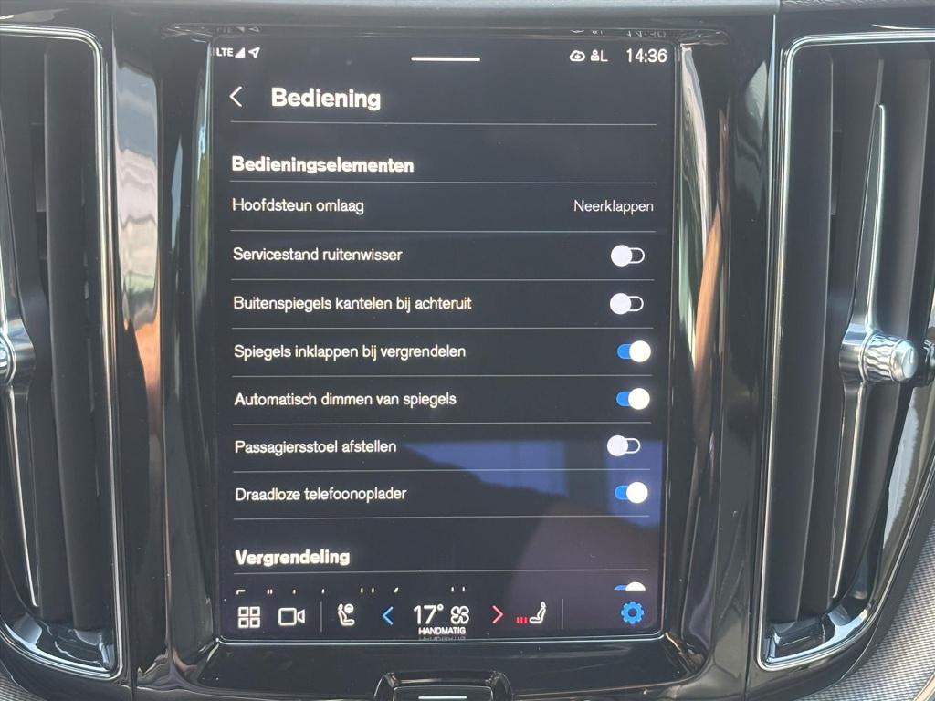 Volvo XC60 t6 340pk recharge awd r-design| harman kardon|360 camera|schuifd