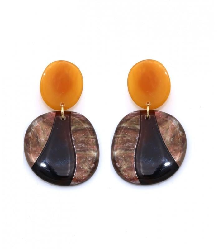 Mooie oorclips bruin met een ovaal oranje oor stukje