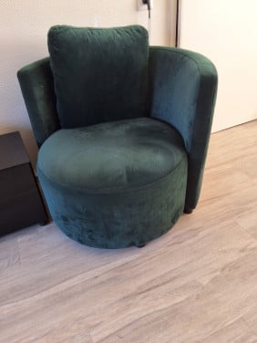 Groene fijne ronde zitstoel