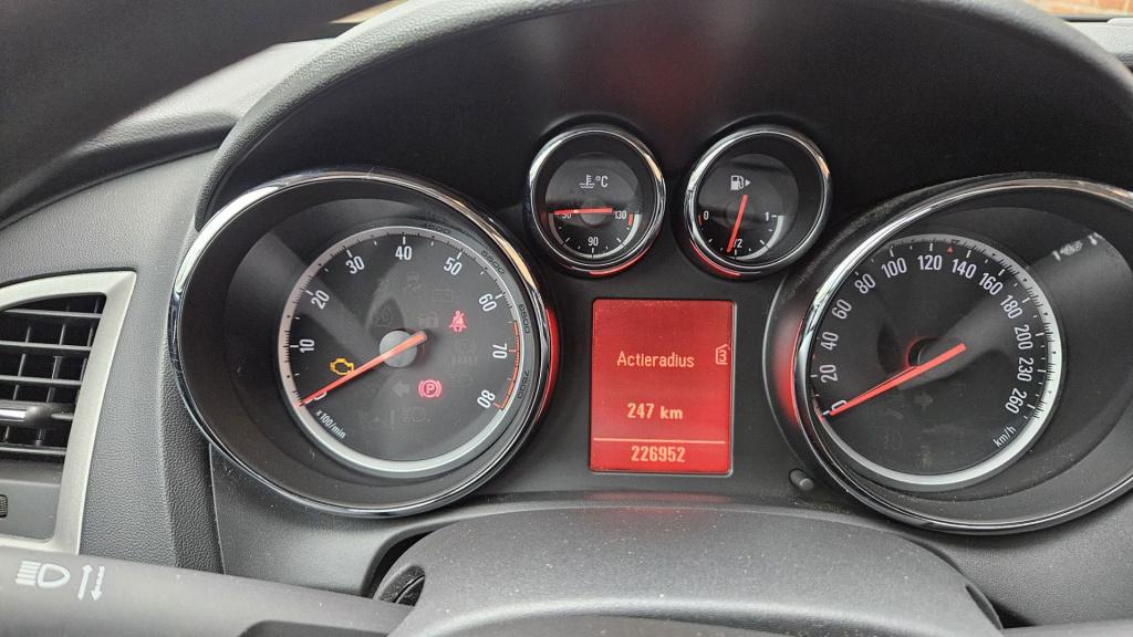 Opel Astra sports tourer 1.4 edition