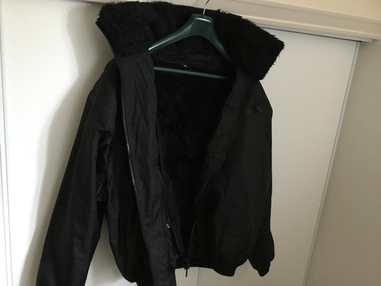 Pilotjack. Maat XL.  Zwart