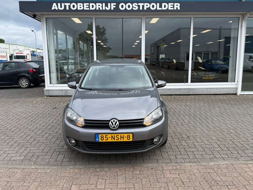 Volkswagen Golf 1.2 tsi tour