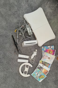 Wii + balansbord en spellen