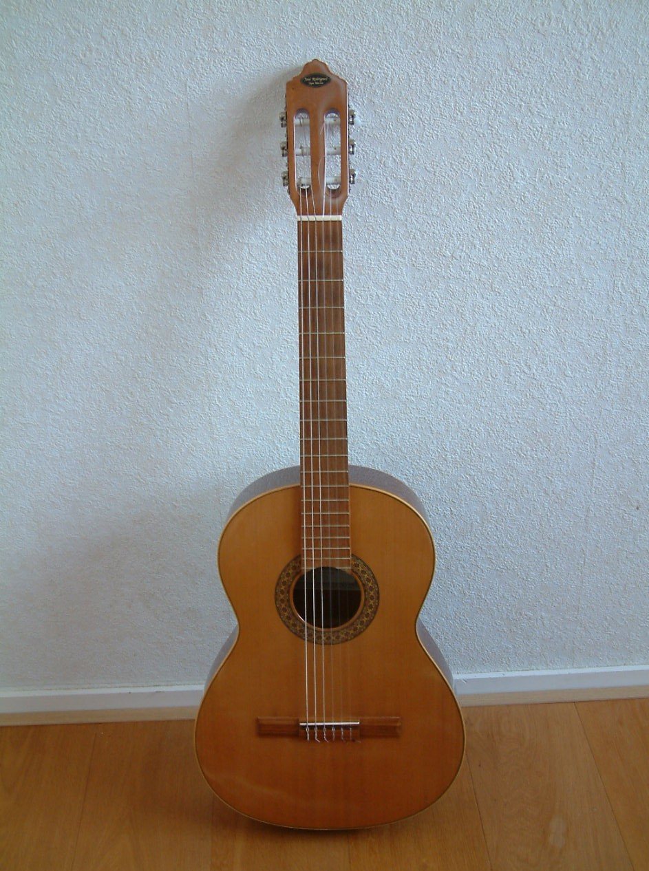 Gitaar Nylon snaren Jose  Rodrigeuz  8-D D [  de echte Spaanse  gitaar ]