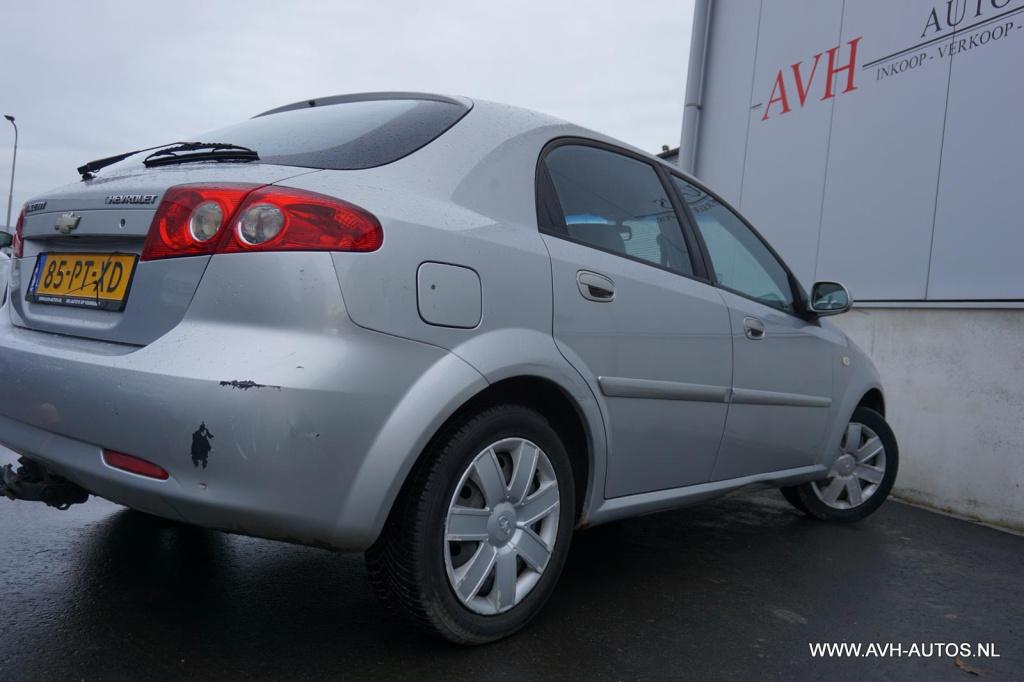 Daewoo Lacetti 1.6-16v style