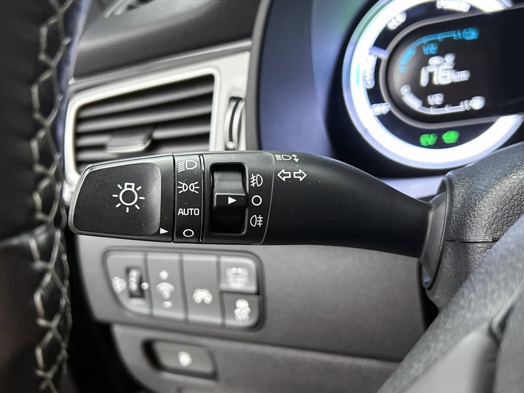 Kia Niro 1.6 gdi hybrid dynamicline | navi | automaat | trekhaak tbv fietse