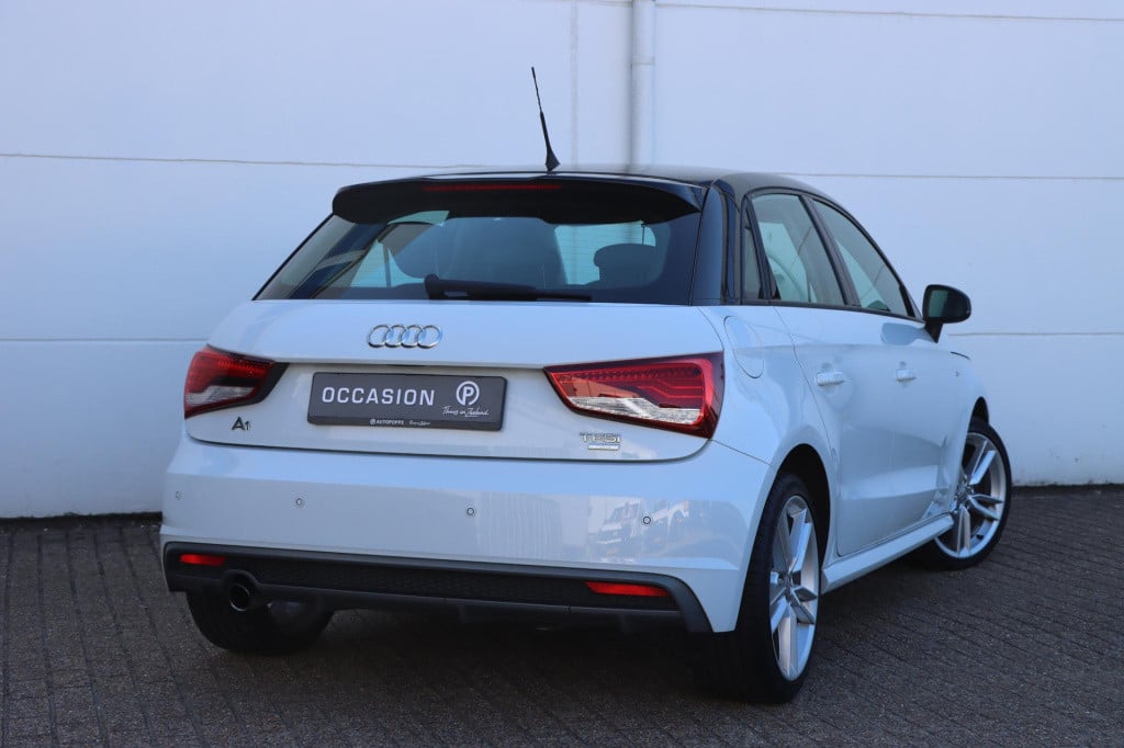Audi A1 Sportback 1.0 tfsi adrenalin