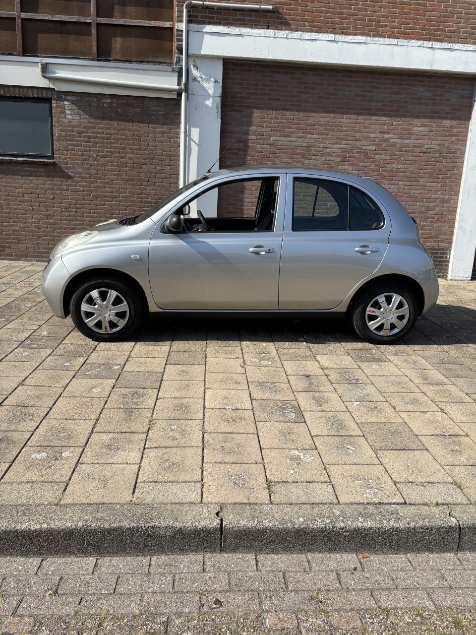 Nissan micra voljaar apk!