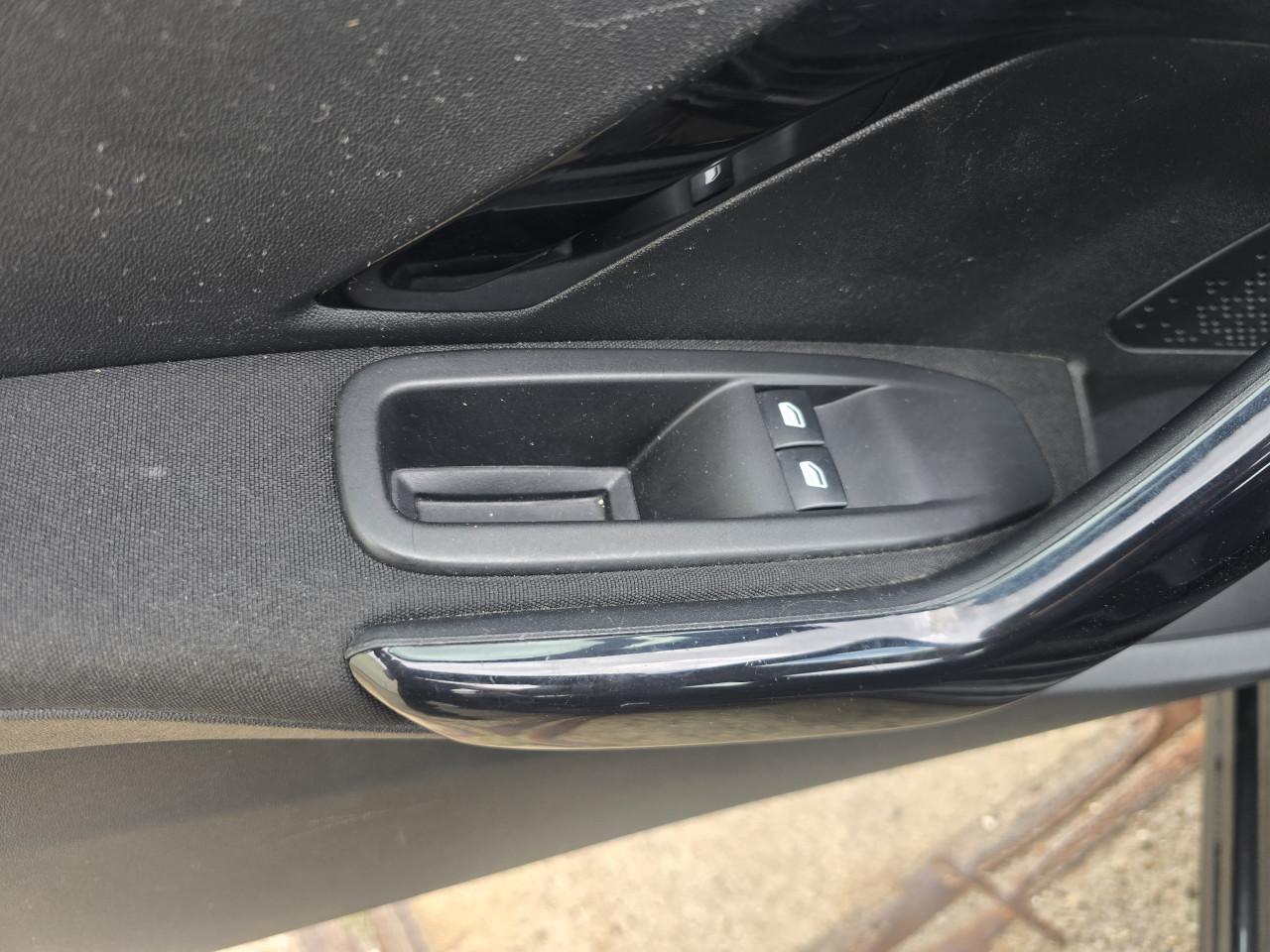 Peugeot 208 1.2 VTI Acces