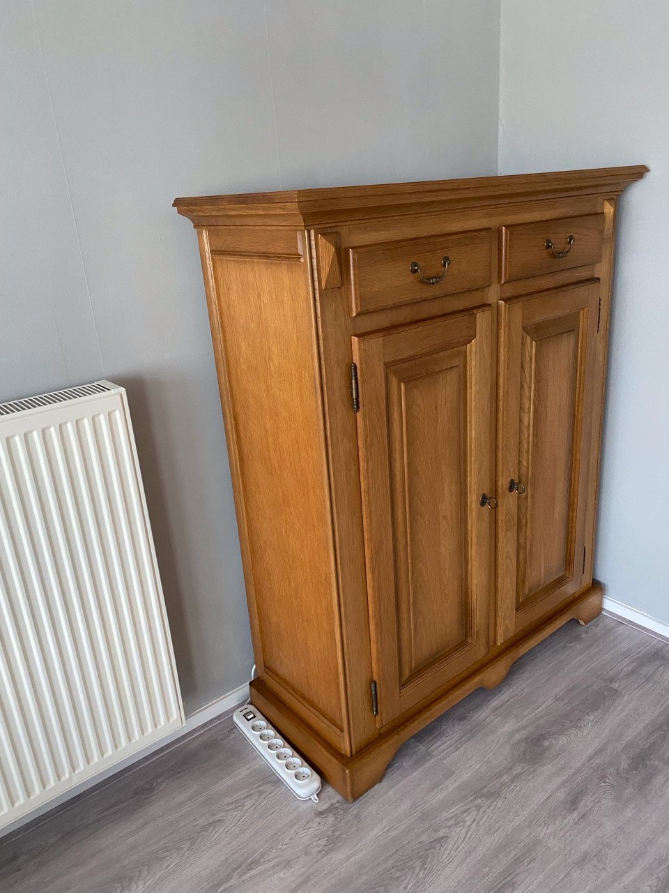 Eiken kast