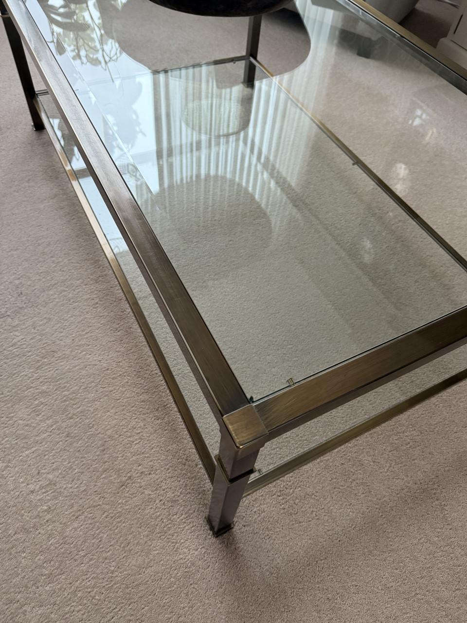 Mooie glazen salontafel