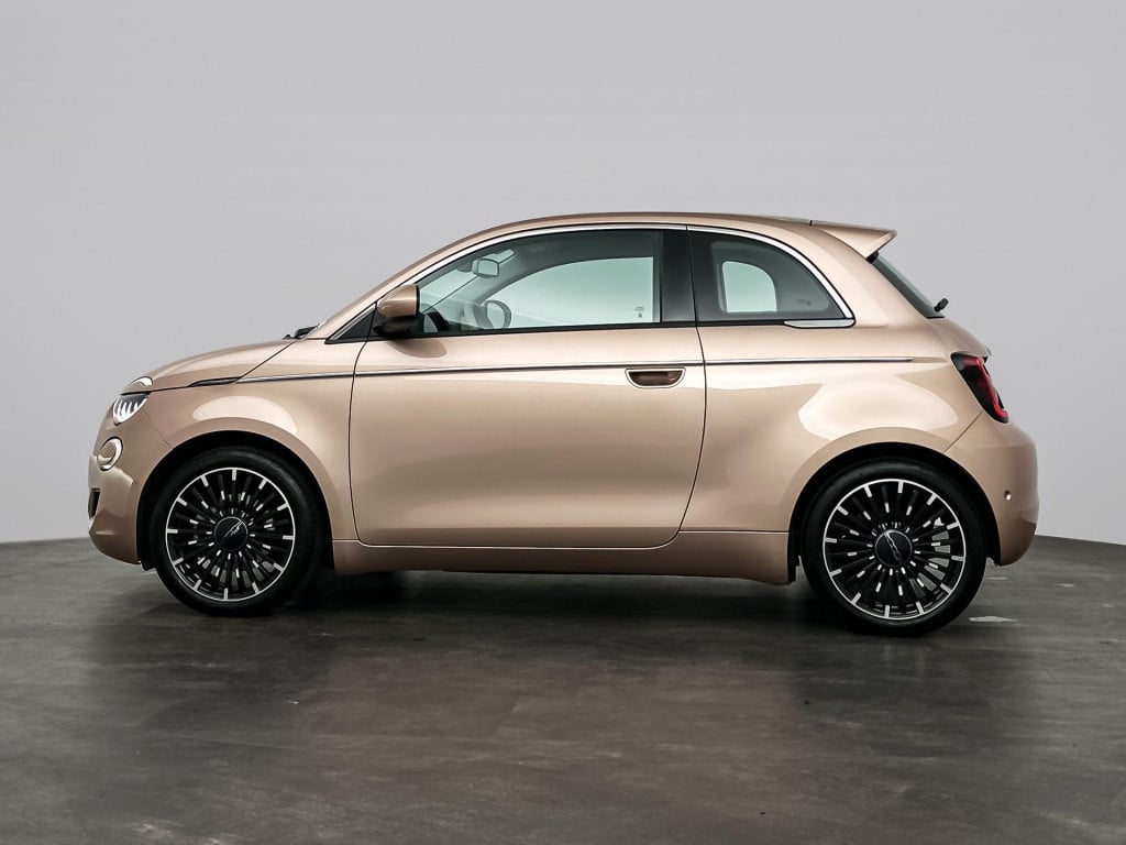 Fiat 500e 3+1 la prima 42 kwh