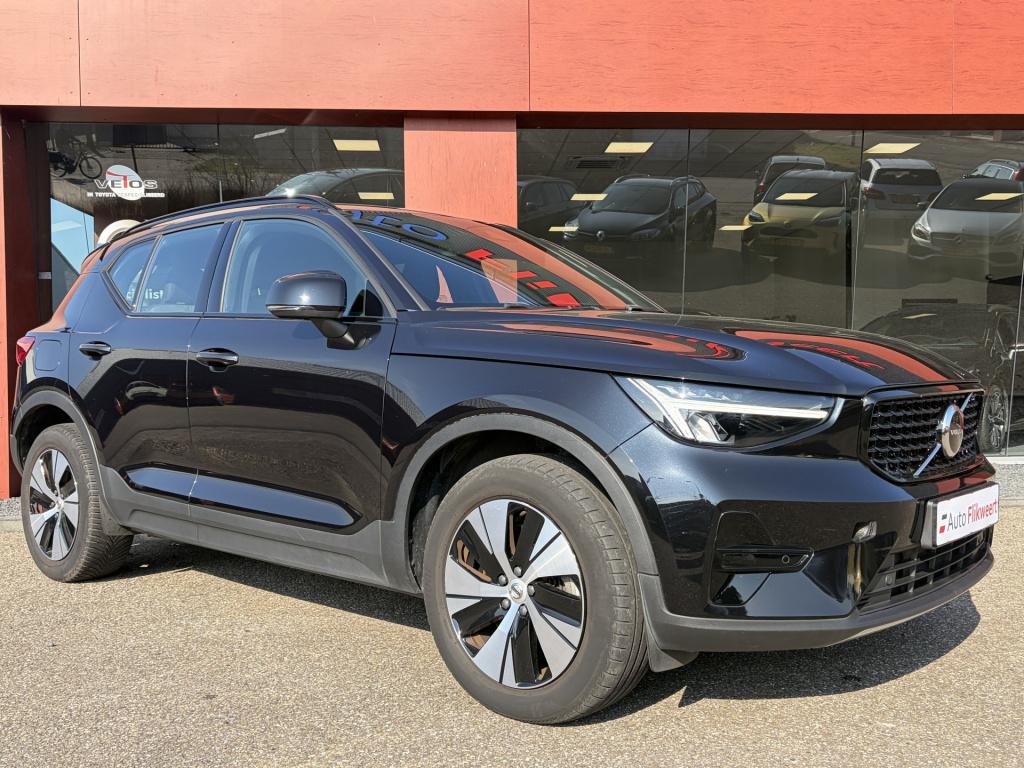 Volvo XC40 1.5 t4 plug-in hybrid plus dark