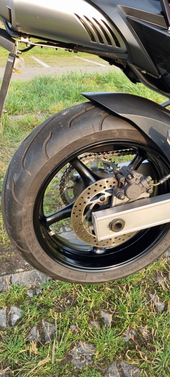 Yamaha Fazer 600