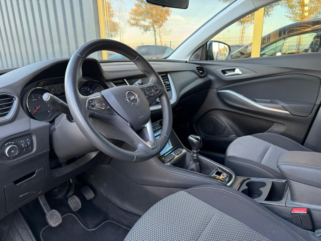 Opel Grandland X 1.2 turbo edition