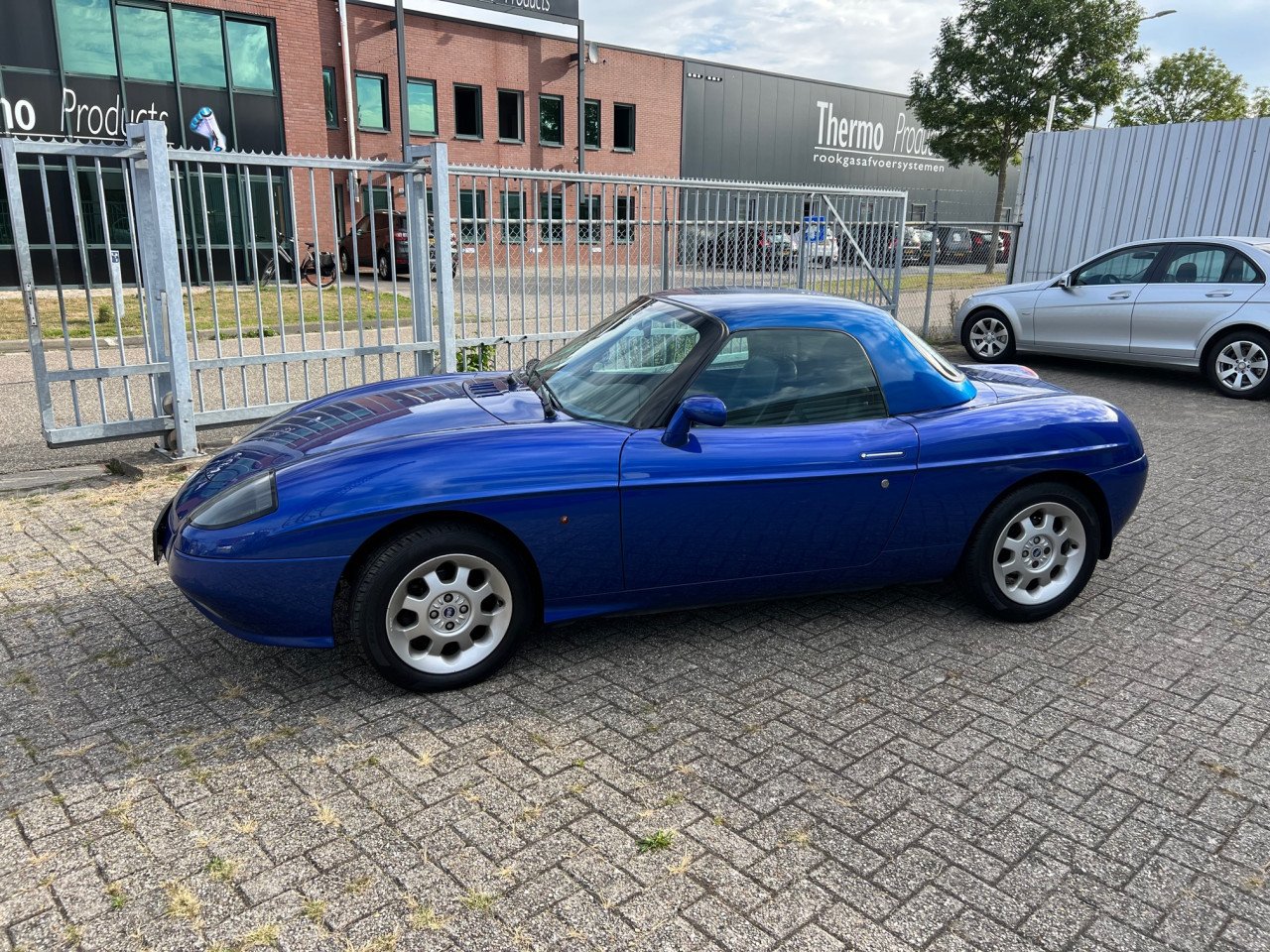 Youngtimer, Prachtige Fiat Barchetta uit 2003 slechts 140.000 gereden.