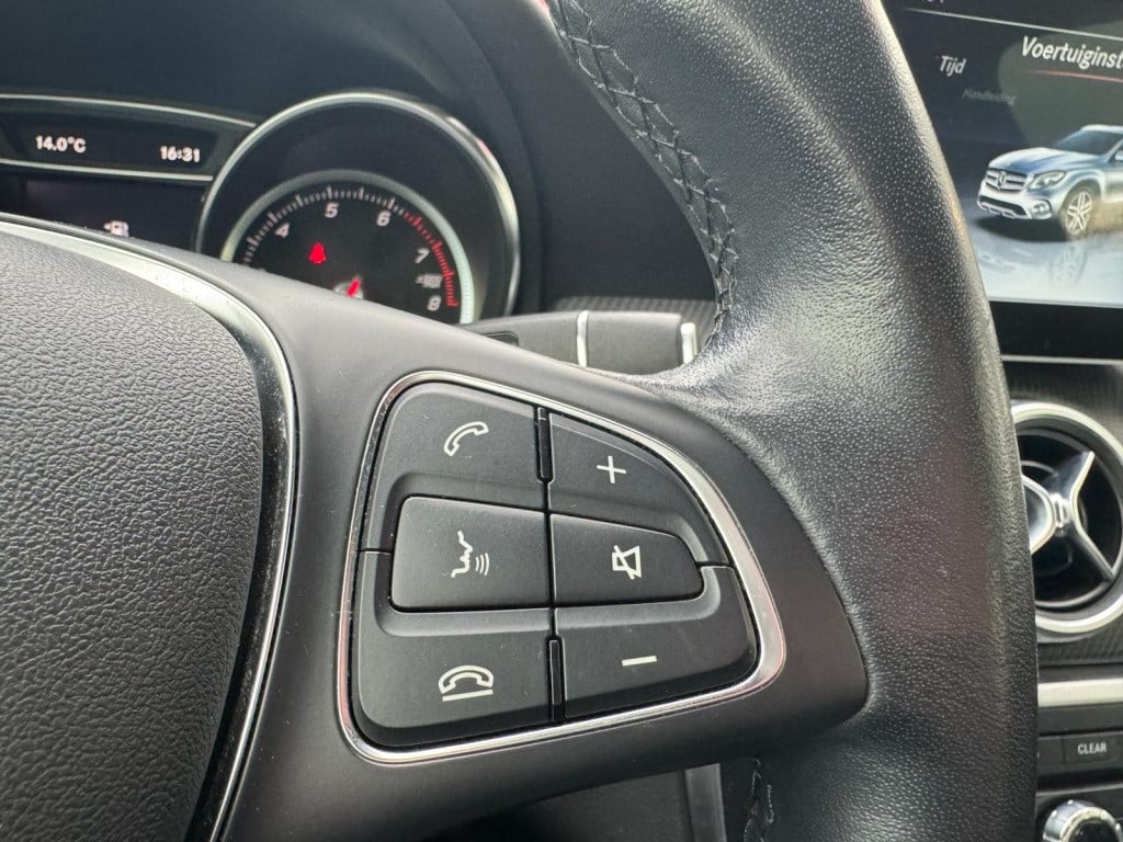 Mercedes-Benz Gla-klasse 180 business solution