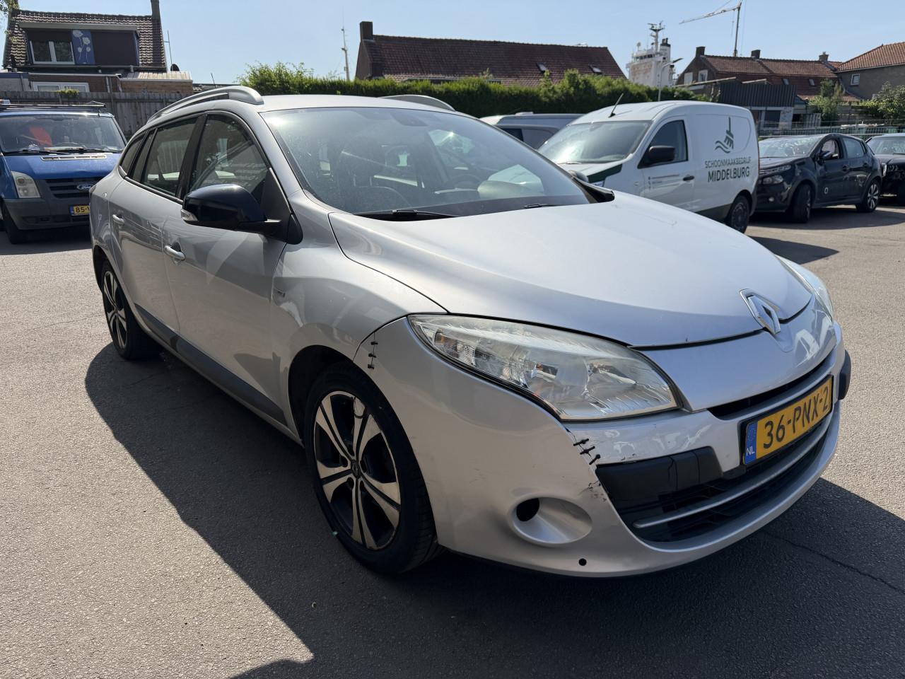 Renault Megane Estate 2.0 Bose AUTOMAAT NAP ! ! !