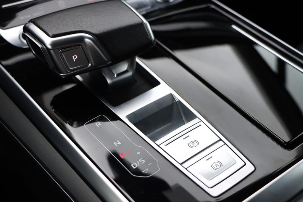 Audi Q7 55 tfsi e quattro pro line 380pk tiptronic