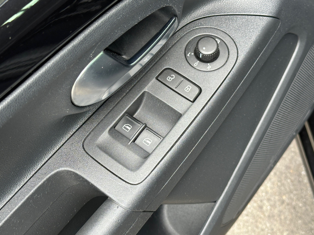 Volkswagen UP! 1.0 bmt move up! 5-deurs | airco | bluetooth