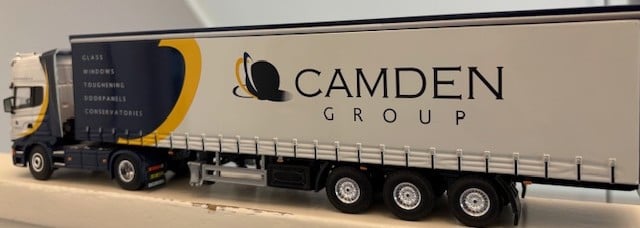 Model Scania R-serie vrachtauto met trailer schaal 1:50