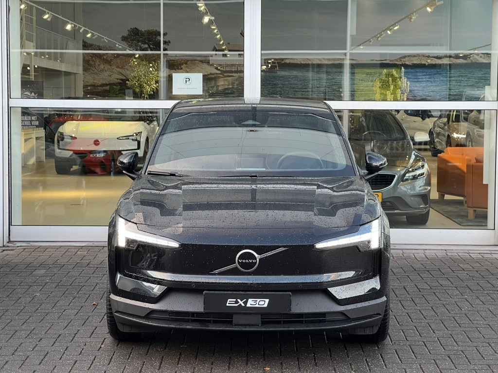 Volvo Ex30 extended range plus | nieuwprijs € 46.122