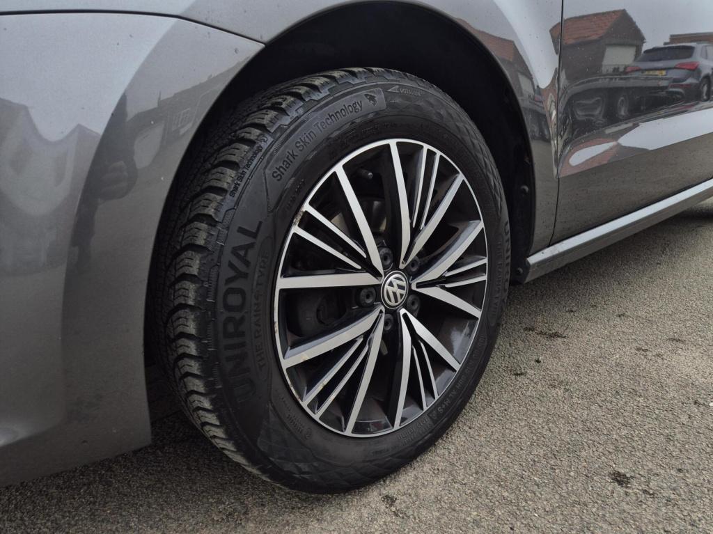 Volkswagen Polo 1.0 bluemotion allstar / 5-deurs / cruisecontrol / stoelver