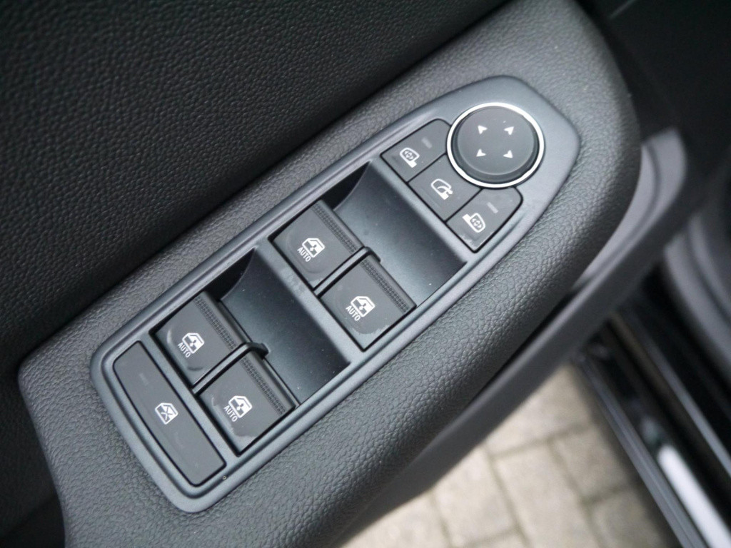 Mitsubishi Colt 1.0t mt first edition