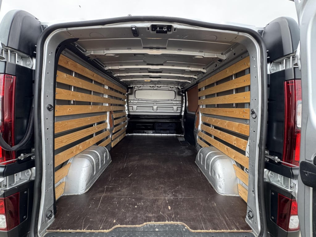 Nissan Nv300 1.6 dci 120 l2h1 acenta 3-persoons | trekhaak | laadruimte pak